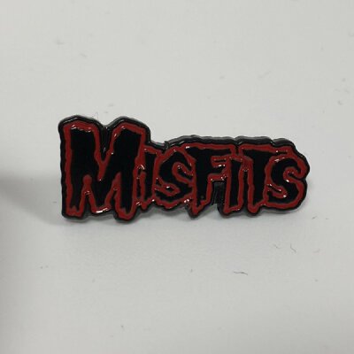 Misfits- Red - Pin