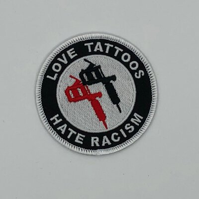 Love Tattoos - Hate Racism - schwarz / rot - gestickter Patch (Aufnäher)