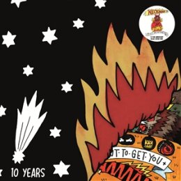 NECK DEEP - LIFES NOT OUT TO GET YOU - 10 YR ANNIVERSARY...