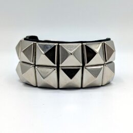 Armband mit silbernen Pyramidennieten - 2-Reihig - WB009...