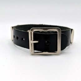 Armband mit silbernen Pyramidennieten - 1-Reihig - WB008...