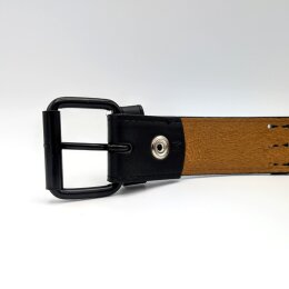 Nietengürtel - Gürtel mit kleinen schwarzen Pyramidennieten - 3-Reihig - TG668- veganes Leder - black L
