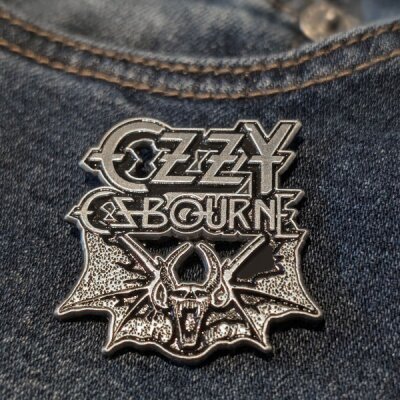 Ozzy  Osbourne - Bat - Pin